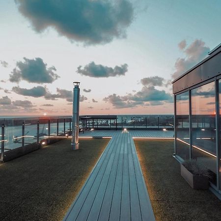 Апартаменты Sky Garden Penthouse Клайпеда Экстерьер фото